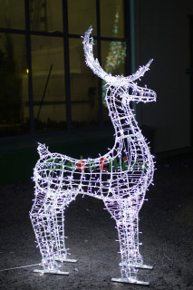 Светодиодная фигура Олень Скакун, высота 2,4 м.