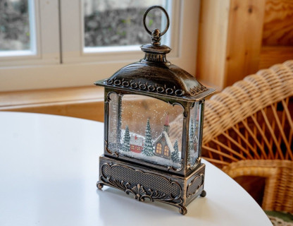 Светодиодный снежный фонарь Деревенская Церквушка 30 см, пластик, тёплая белая LED подсветка, арт. PT-22391