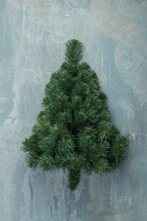 Искусственная сосна Настенная зеленая 60 см., арт. 24060