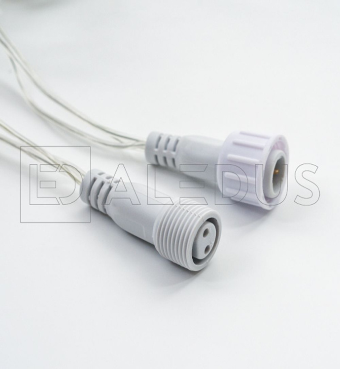 Электрогирлянда Бахрома ALEDUS 3x0.5 м, прозрачный провод, ПВХ, белый, с мерцанием, арт. i-TP-3x0.5M-W/F