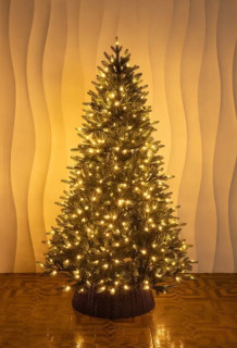 Искусственная елка Никольская 210 см., 100% литые ветки, 450 теплых белых Led ламп, арт. 68210