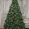 Искусственная сосна Очарование с шишками и красными ягодками заснеженная 210 см., арт. 141210